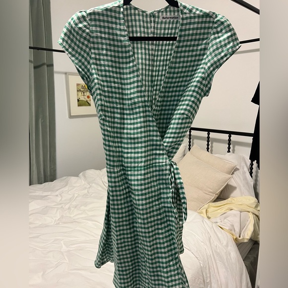 Reformation Green Gingham Linen Wrap Dress - Picture 2 of 6